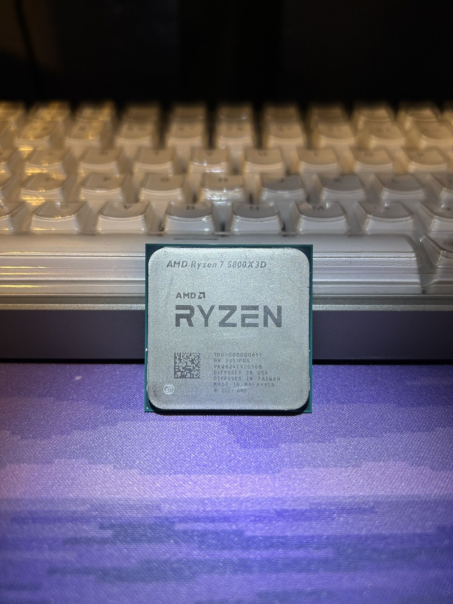 AMD Ryzen 7 5800X3D