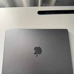 Apple MacBook Pro 2023 14inch 8gb