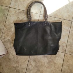 Womens Black Pocket Book Leather Kenneth Cole Like New