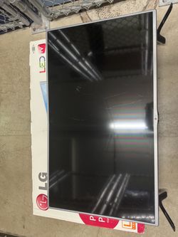 LG 47" LED TV 1080p (47LB5900) with Original Box