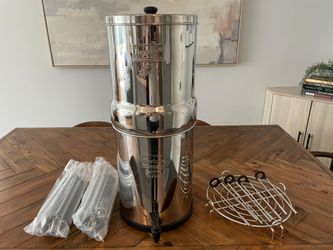 Royal Berkey 3.25-Gallon Stainless Steel Water Filter System - Like New