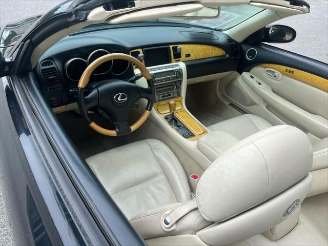 2002 Lexus SC 430