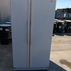 Fridge In Working Condition Delivery Available 