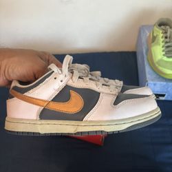 Nike Dunks Size 3y $25 Or Best Offer 