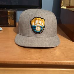 7 3/8 Milwaukee Brewers Milwaukee Flag Baseball Hat