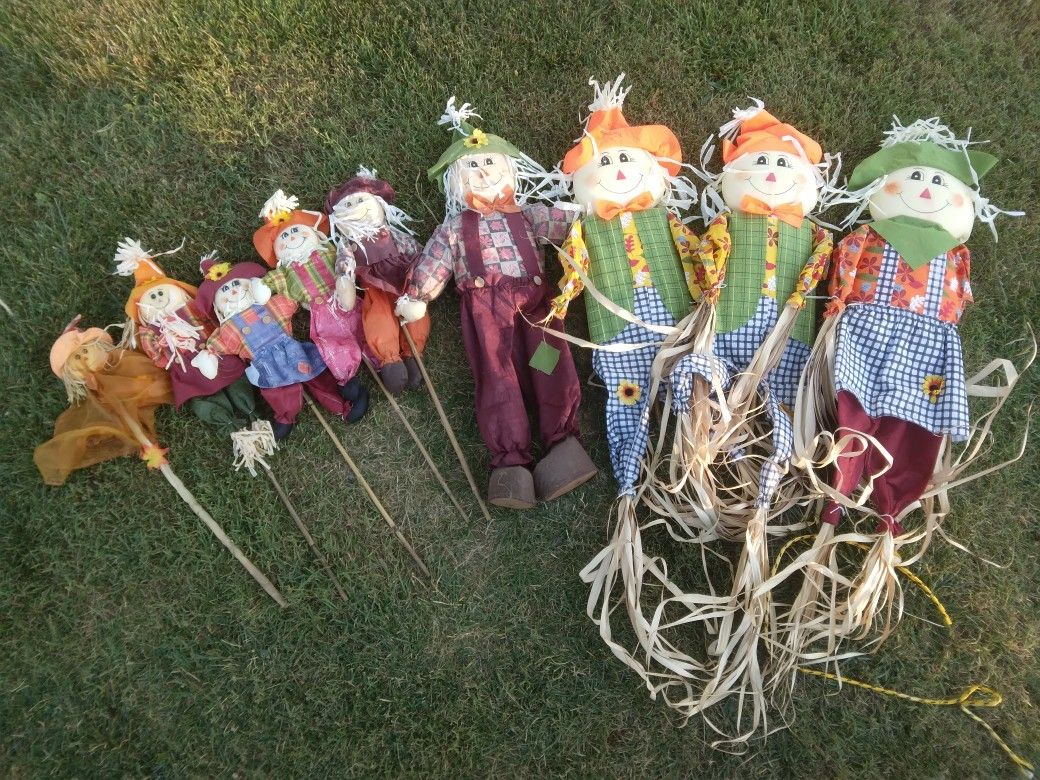 Halloween Scarecrows
