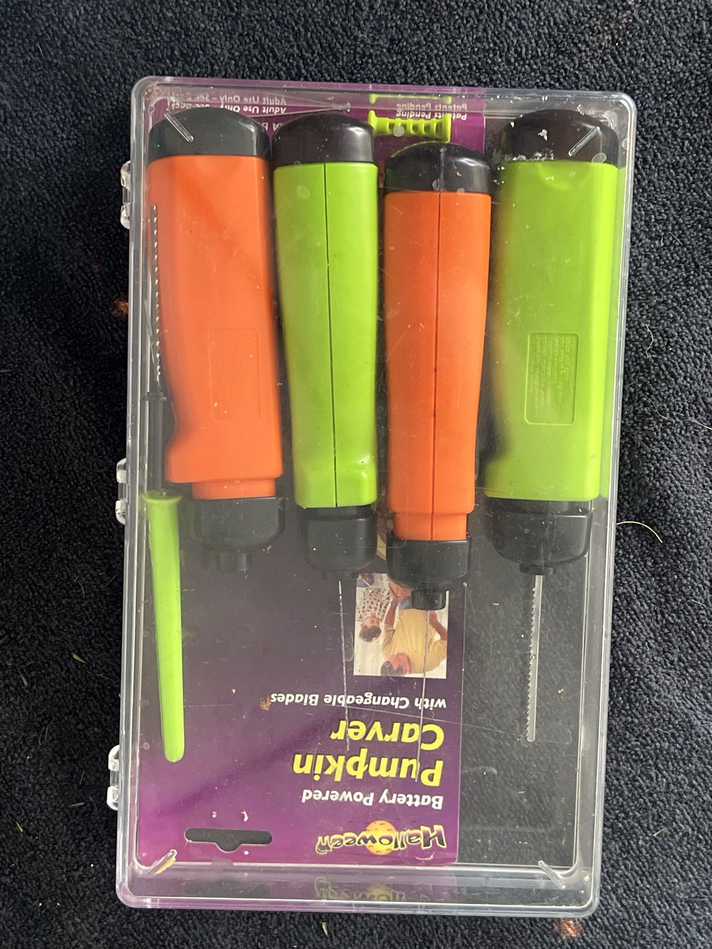 Halloween pumpkin carving set