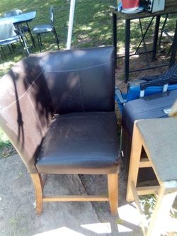 Corner leather chair $10