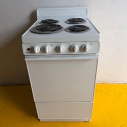 20-in White Coil Electric Stove. 100% FULLY WORKING!