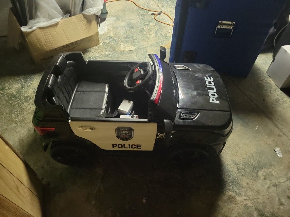 Motorized Police Car. Never Used Brand New.