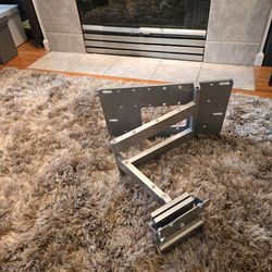 Heavy duty TV Swivel arm wall mount