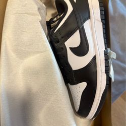 PANDA DUNK LOW SIZE 6Y