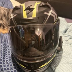 Motorcycle helmet Sena Included 