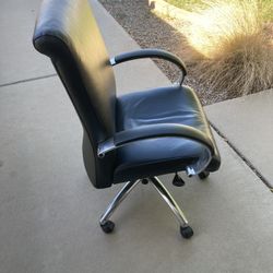 Black Office Chair 