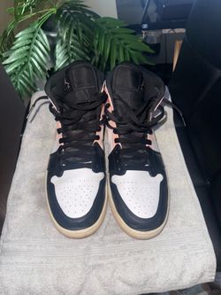 Air Jordan 1 Mid  Crimson tint