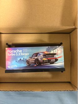 Porsche 911 turbo 3.3 Targa chase 1655/5000