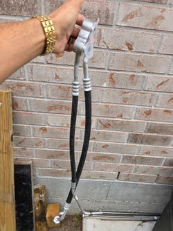 AC manifold hose 88-99 sierra or silverado