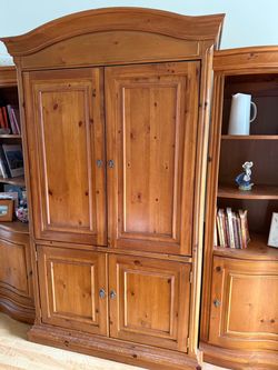 Thomasville Wall Unit