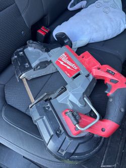 Milwaukee Band Saw