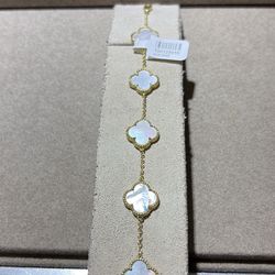 Silver Clover Bracelet 