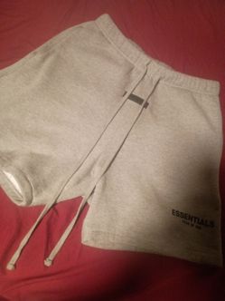 ESSENTIAL SHORTS