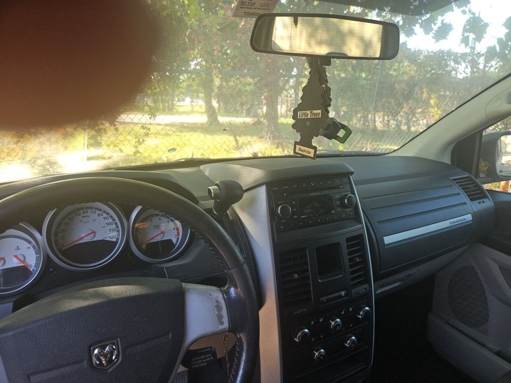 2008 Dodge Caravan