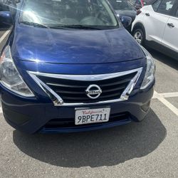 2019 Nissan Versa Sv
