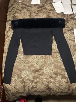 Say What? Black Off-Shoulder Faux Fur Trim Ribbed Crop Sweater