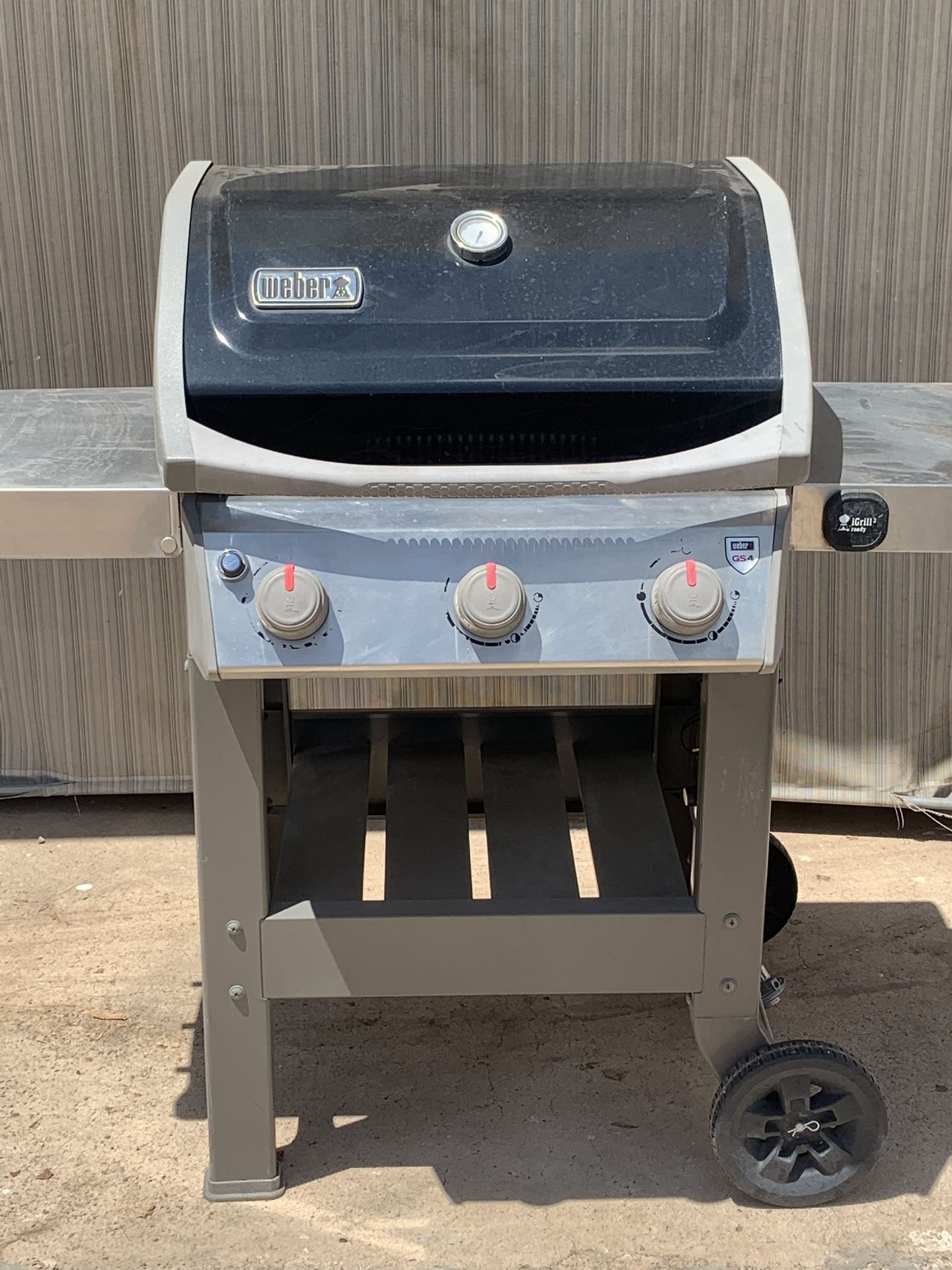 Weber Spirit E-310 BBQ Grill 3 Burners Propane For Sale