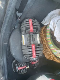 Bowflex 552 adjustable dumbbells.