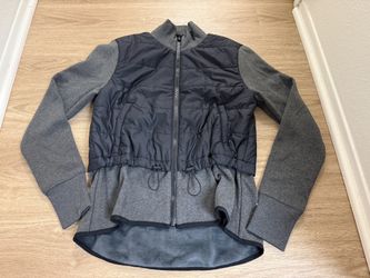 NWOT Athleta Jacket Size Small 