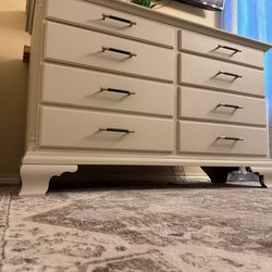 8-Drawer Vintage SOLID WOOD Dresser