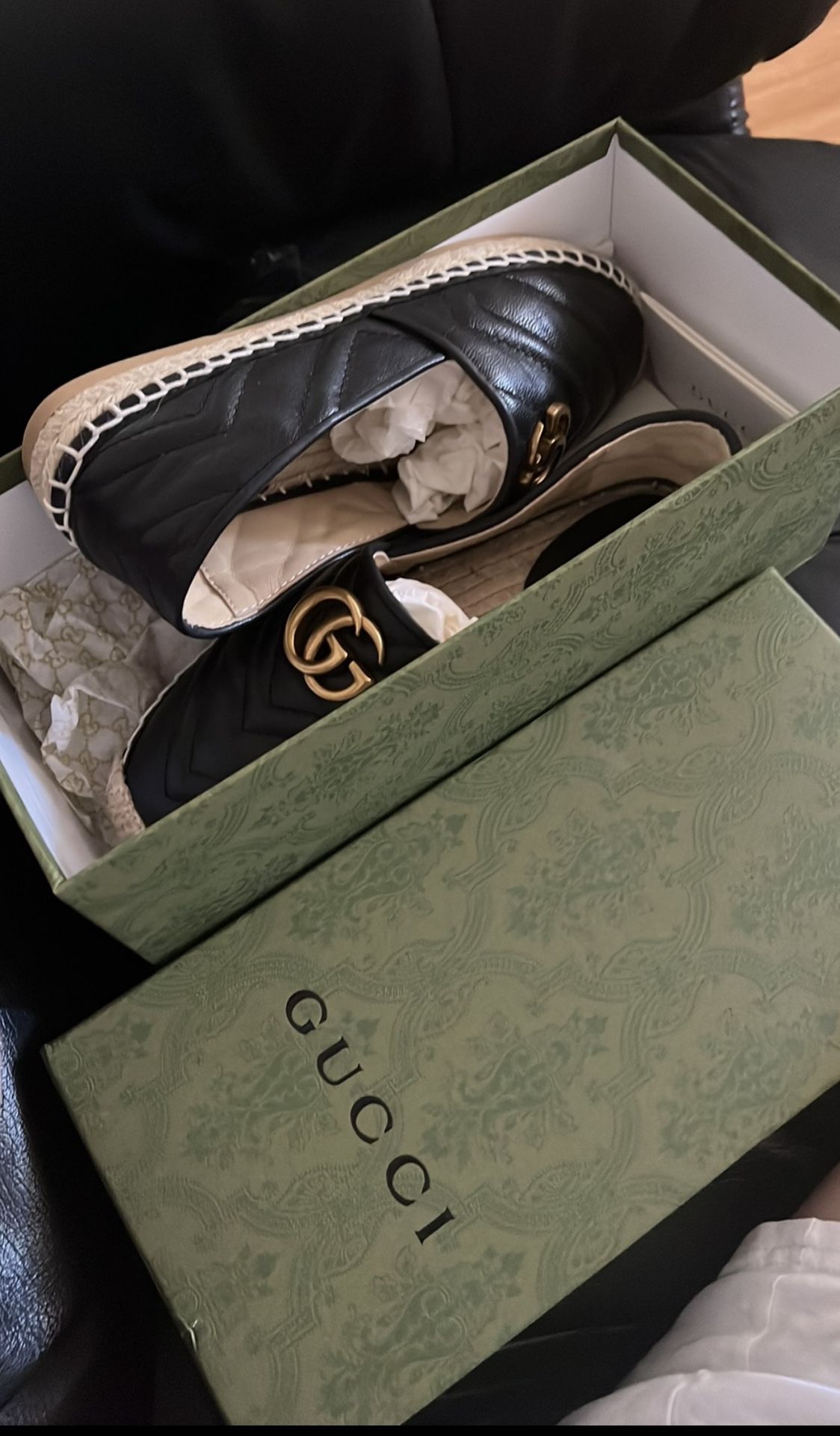GUCCI espadrille shoes fit to size 7-8