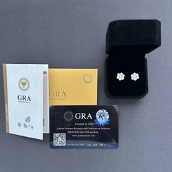 Moissanite Clover Earrings