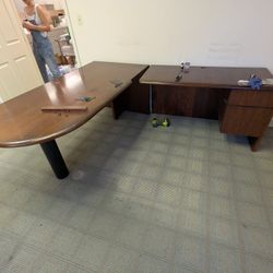 Free Office Desk