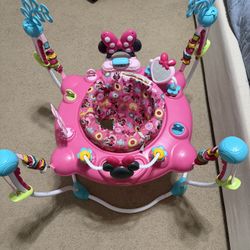 Minnie Mouse Bouncer 