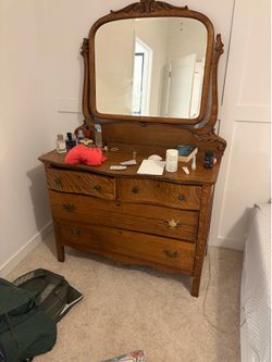 Wood dresser