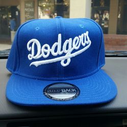 Snap back dodgers hat