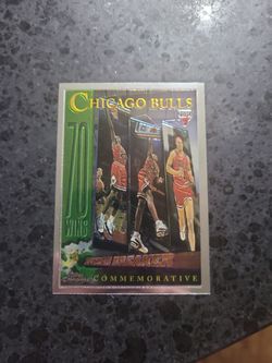 1996-97 Topps Chrome Chicago Bulls 70 Wins Commemorative Card #72