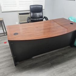 Desk And Chair