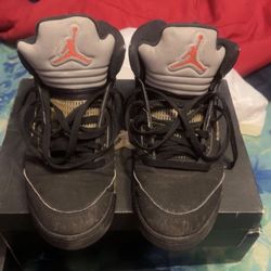 Air Jordan 5 Metallics 