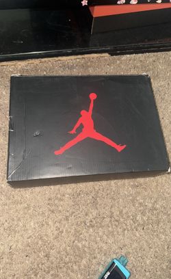 Jordan 5 (Black Metallic)