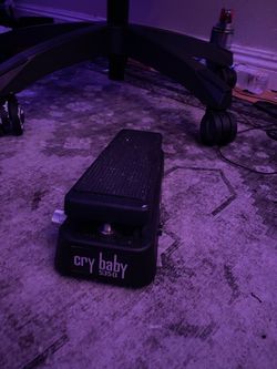 Dunlop crybaby was pedal