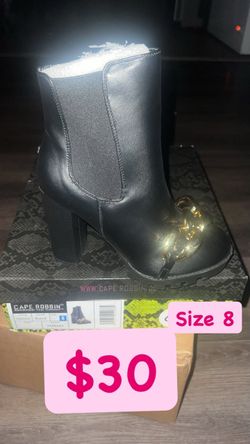 Cape Robbin Black Heeled Ankle Boots Size 8