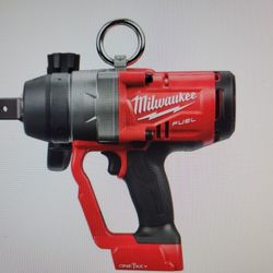 Milwaukee M18 FUEL ONE-KEY 1 in. Impact Wrench W/Friction Ring (TOOL-ONLY)