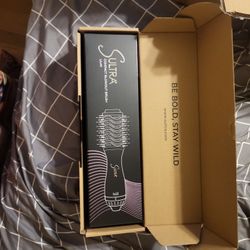 Ultra Compact Blowout Brush