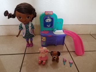 Disney Doc Mcstuffins Toy Hospital Playset
