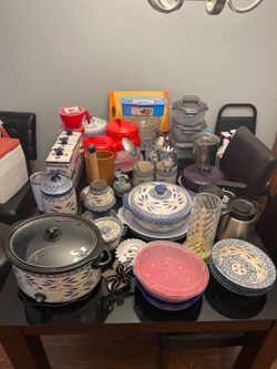 Temptations dishes and oven ware