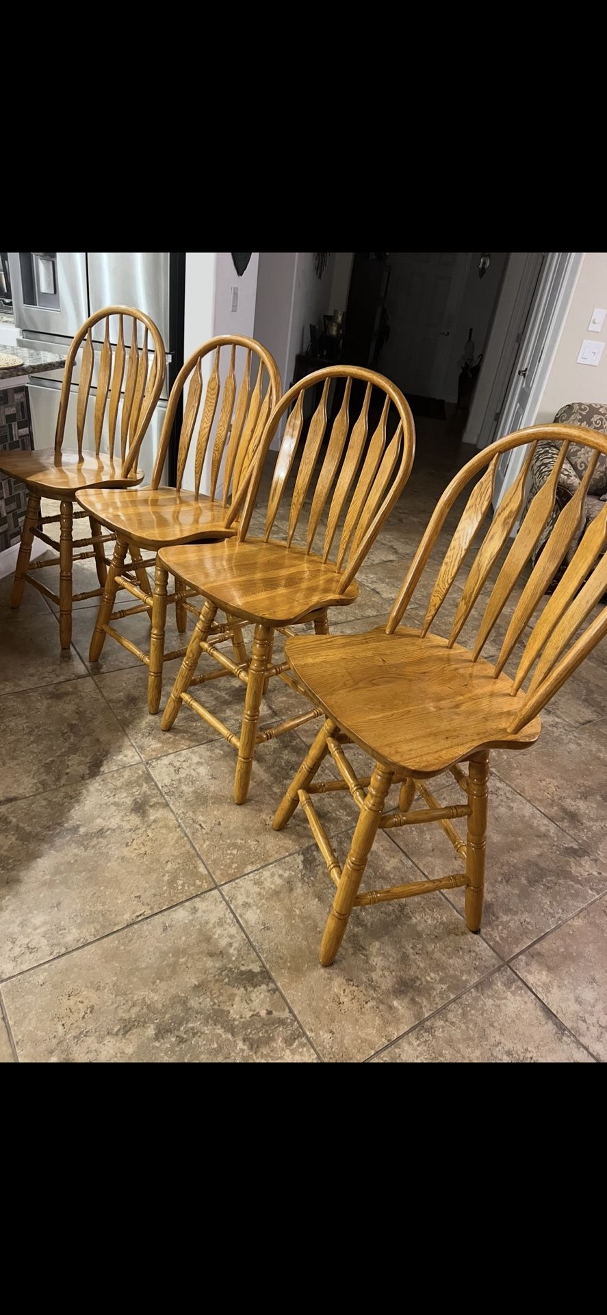 Strong Sturdy Chairs Get Them All For 245$ Pick Up Today After 2:30 Let Me Know Here In Heritage Hills