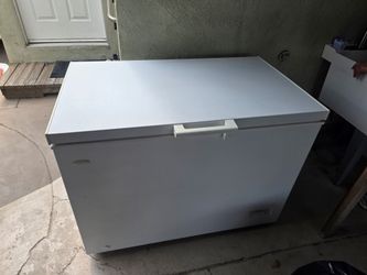 DONBY FREEZER